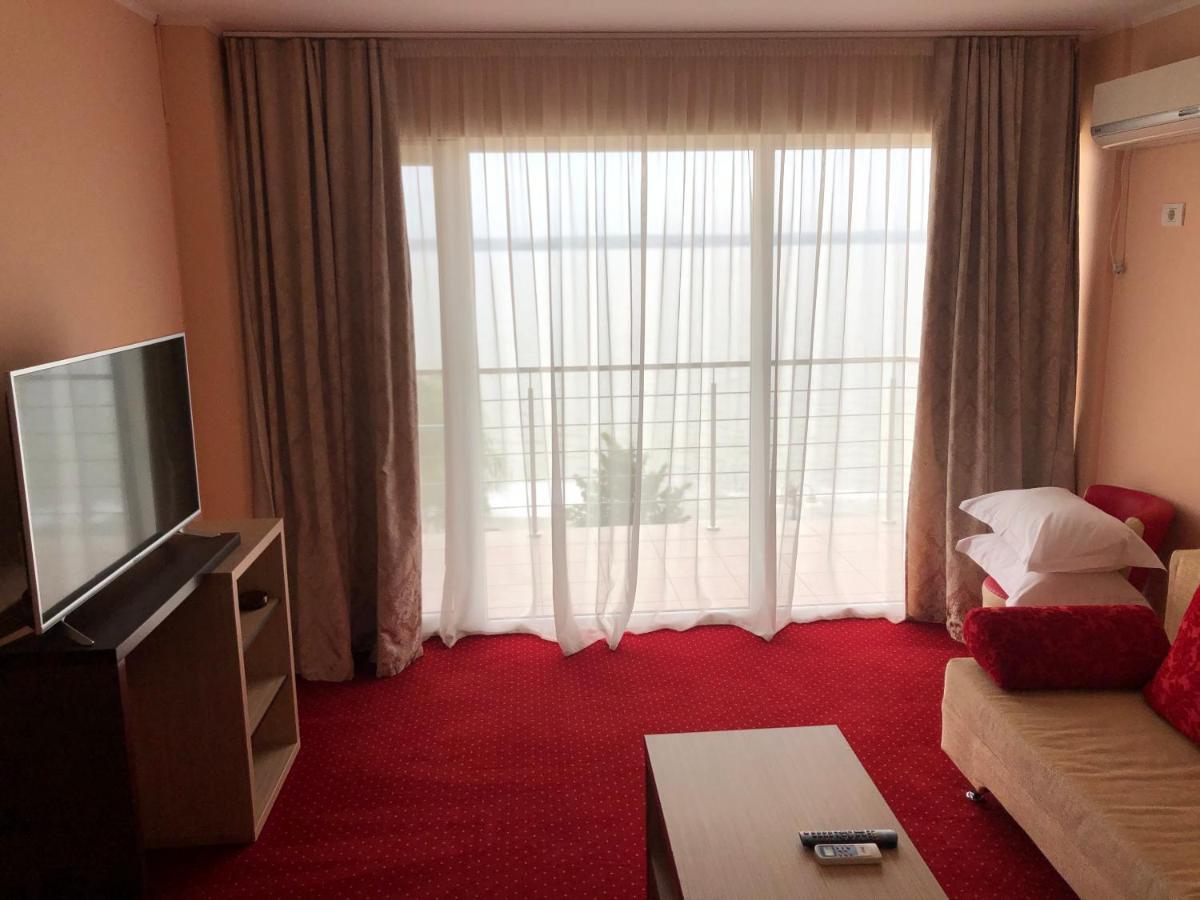 Hotel Romantic Mamaia Eksteriør billede