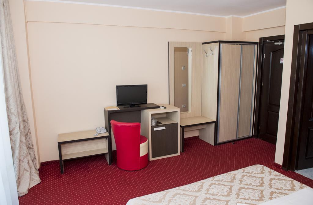 Hotel Romantic Mamaia Eksteriør billede