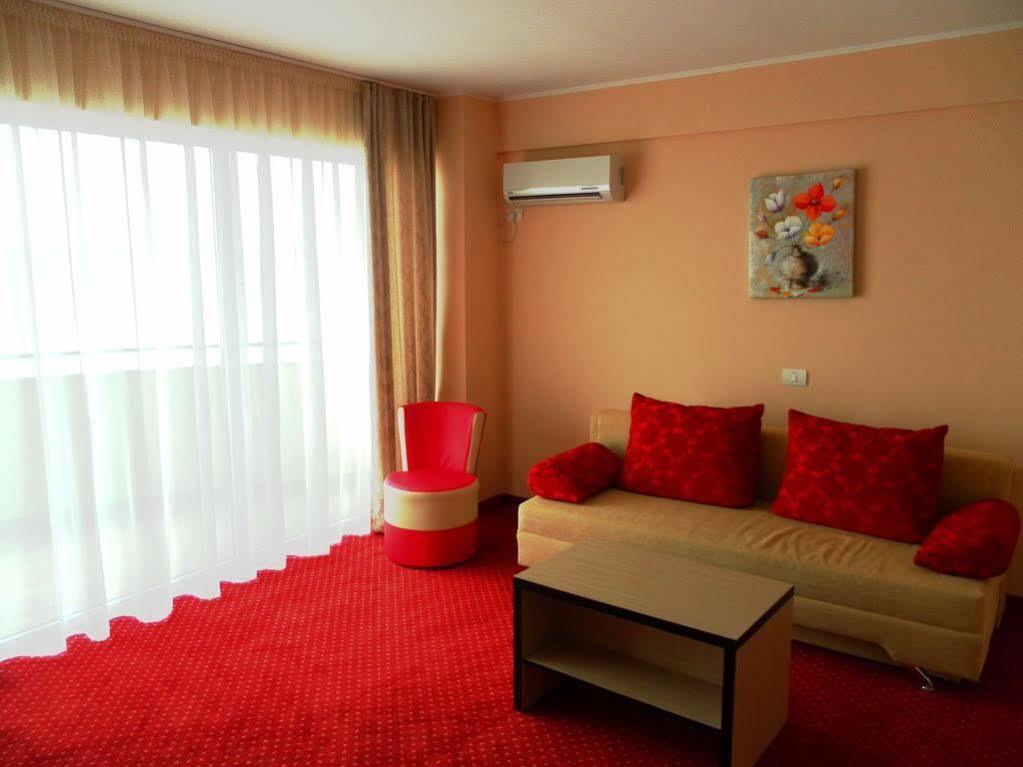 Hotel Romantic Mamaia Eksteriør billede